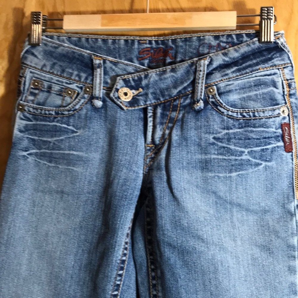 Silver Distressed CHYNA Jeans - Picture 4 of 16